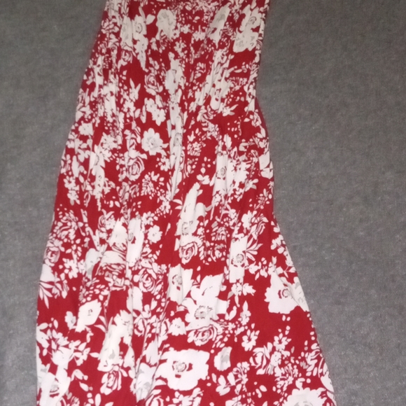 Red and White Floral Button Down Full Hi Low Maxi Dress with Tassel Tie size S - Picture 3 of 5
